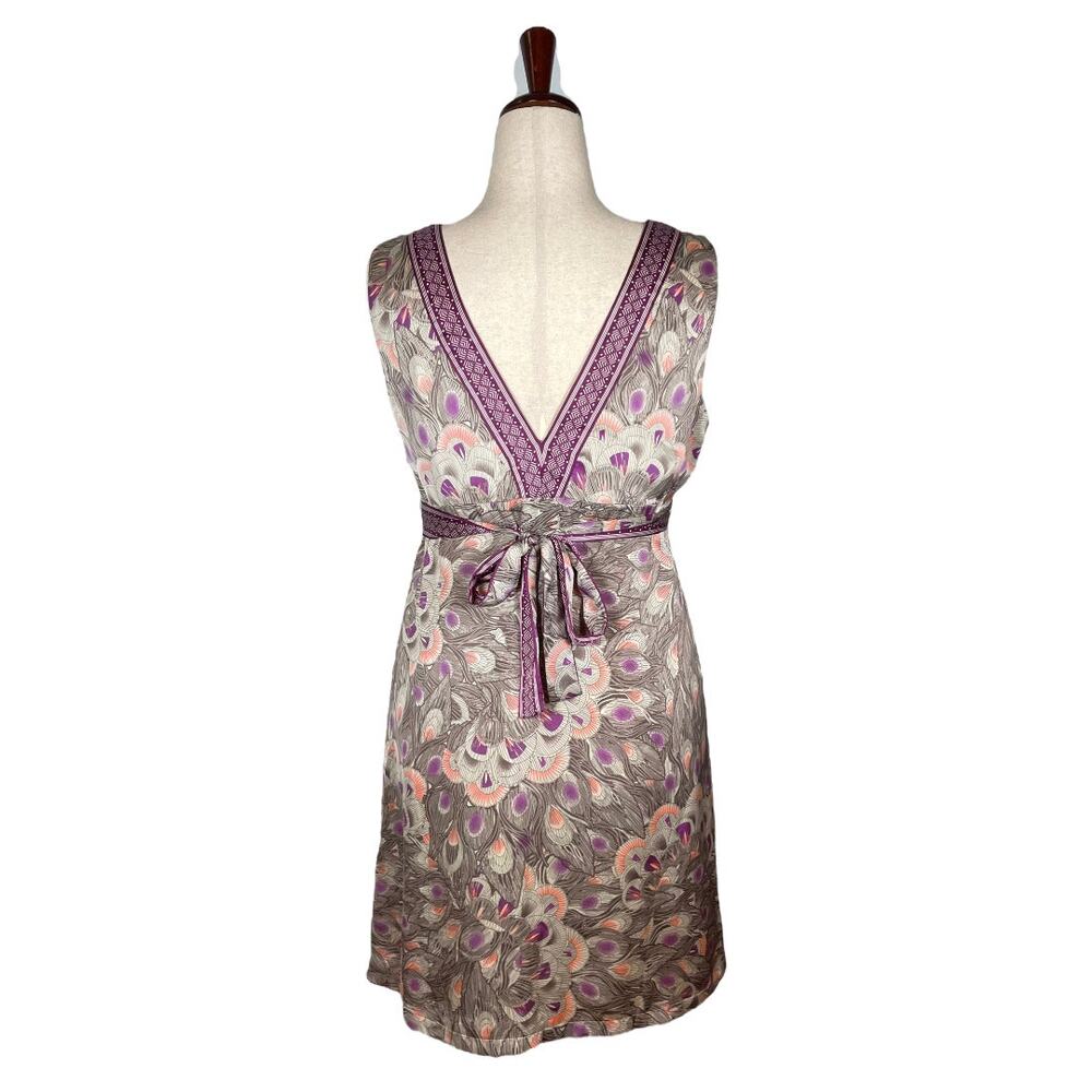 H&M Purple Peacock Print V-Neck Tie Waist Dress       Size: US 14 - Picture 3 of 4